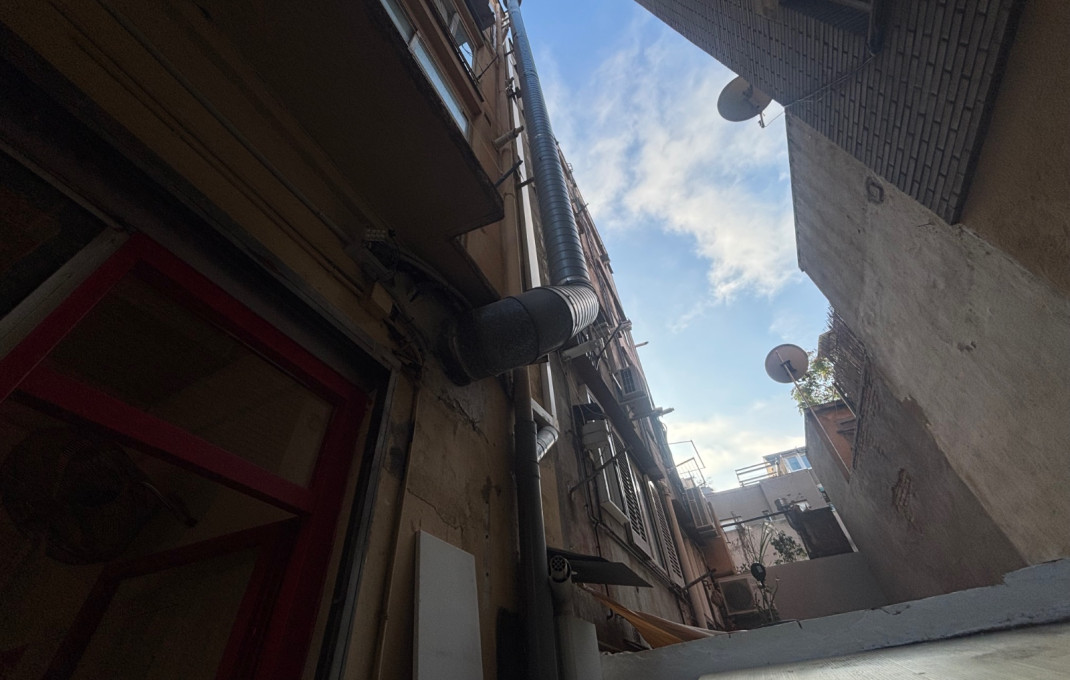 Traspaso - Licencia C2 -
Barcelona - Gràcia