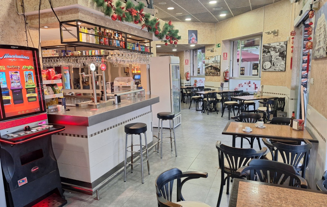 Transfer - Bar Restaurante -
Barcelona - Eixample Derecho
