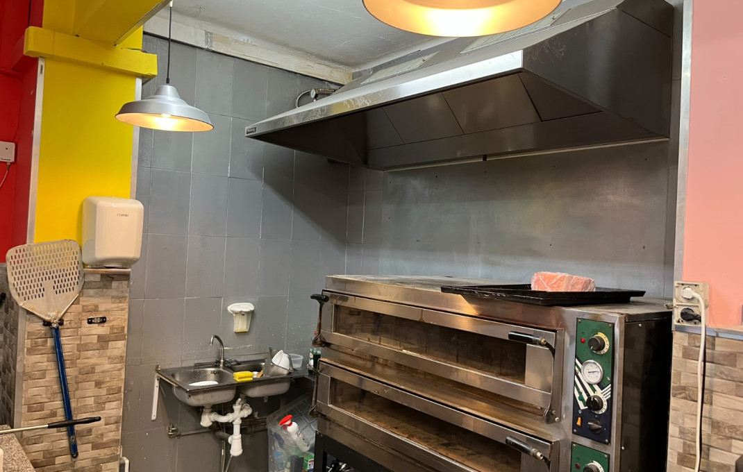Traspaso - Take Away -
Barcelona - Horta