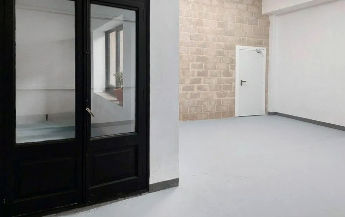 Venta - Local comercial -
Horta - Guinardó