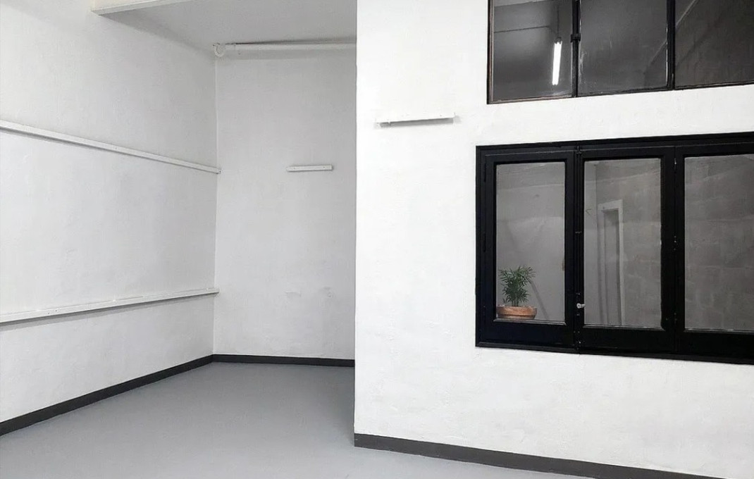 Venta - Local comercial -
Horta - Guinardó