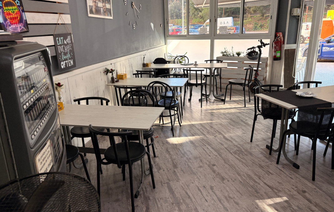 Traspaso - Bar-Cafeteria -
Viladecans