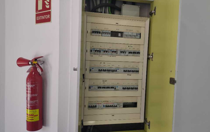 Venta - Local comercial -
Badalona - La Salut