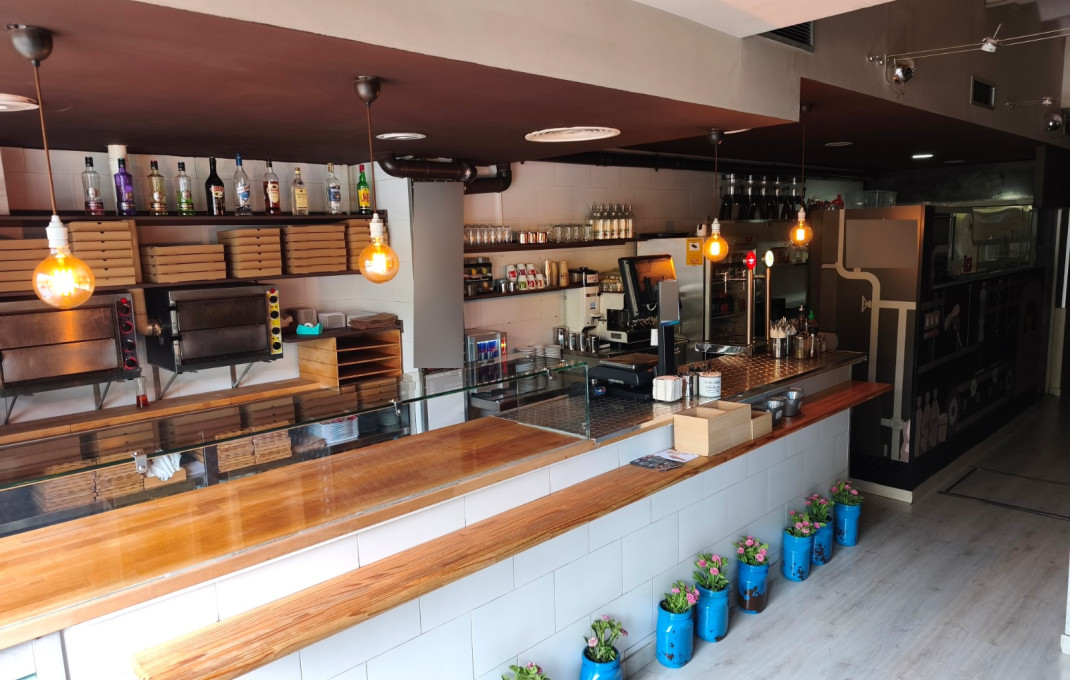 Traspaso - Bar Restaurante -
Barcelona - Les corts