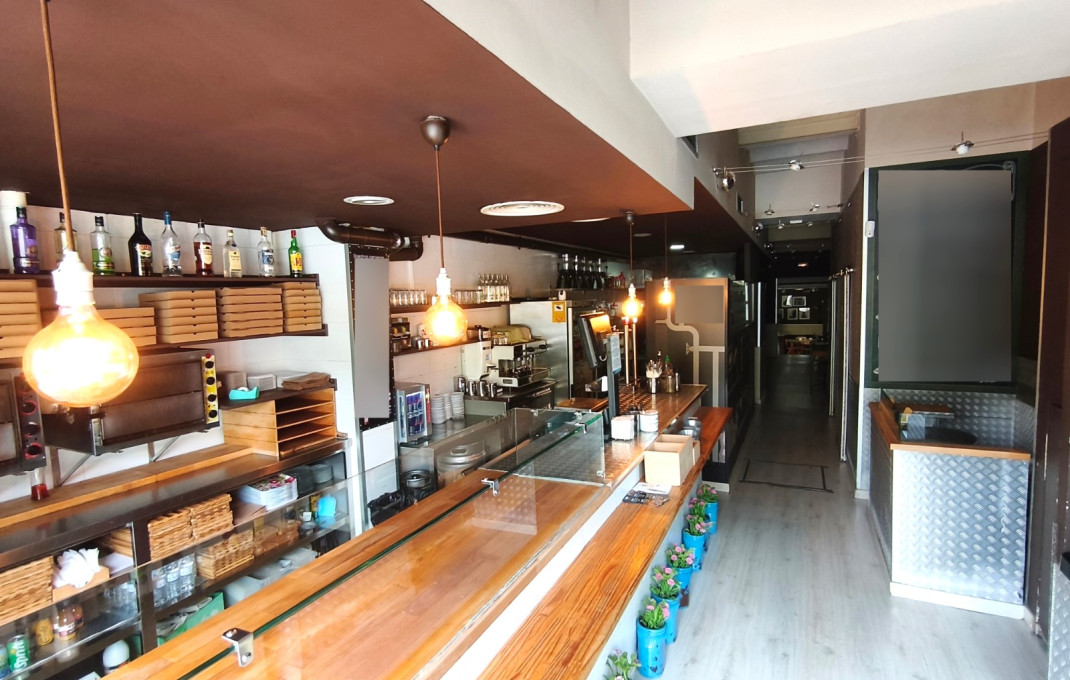Traspaso - Bar Restaurante -
Barcelona - Les corts