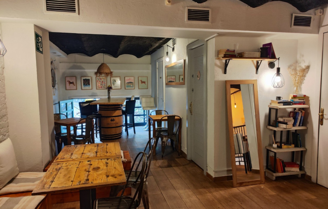 Transfer - Restaurant -
Barcelona - Sagrada familia