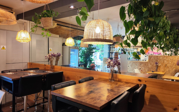 Transfer - Restaurant -
Barcelona - Sagrada familia