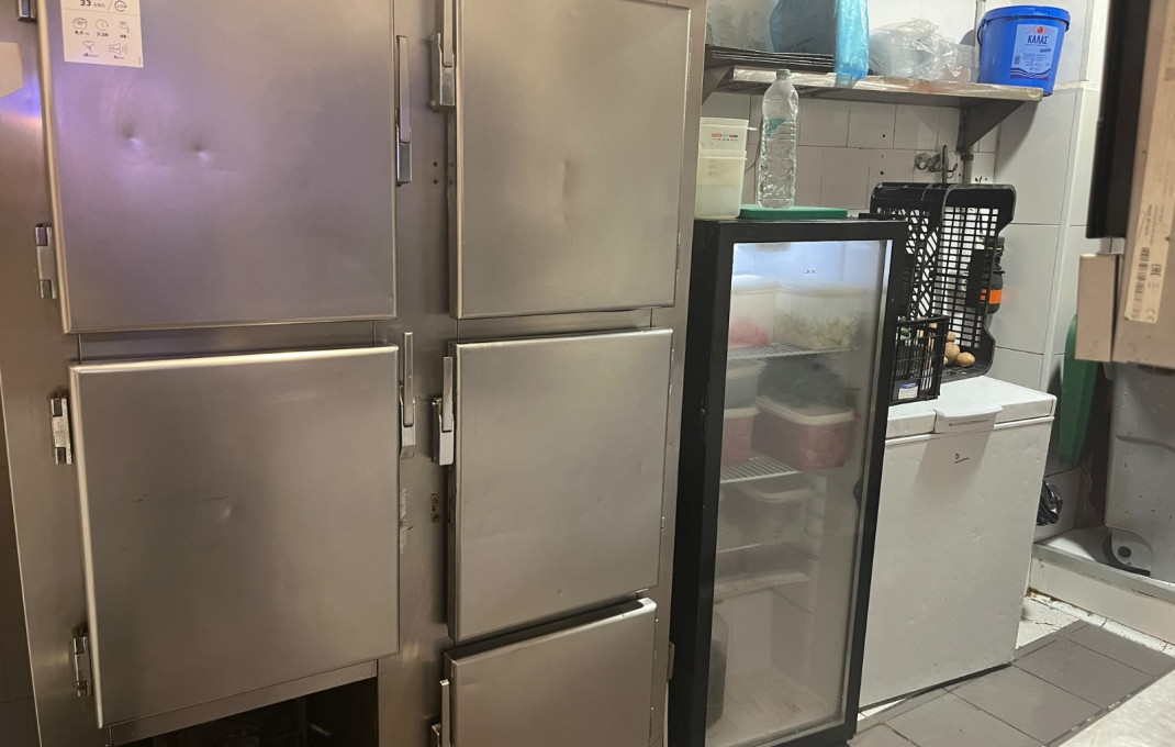 Traspaso - Take Away -
Barcelona - Gótico