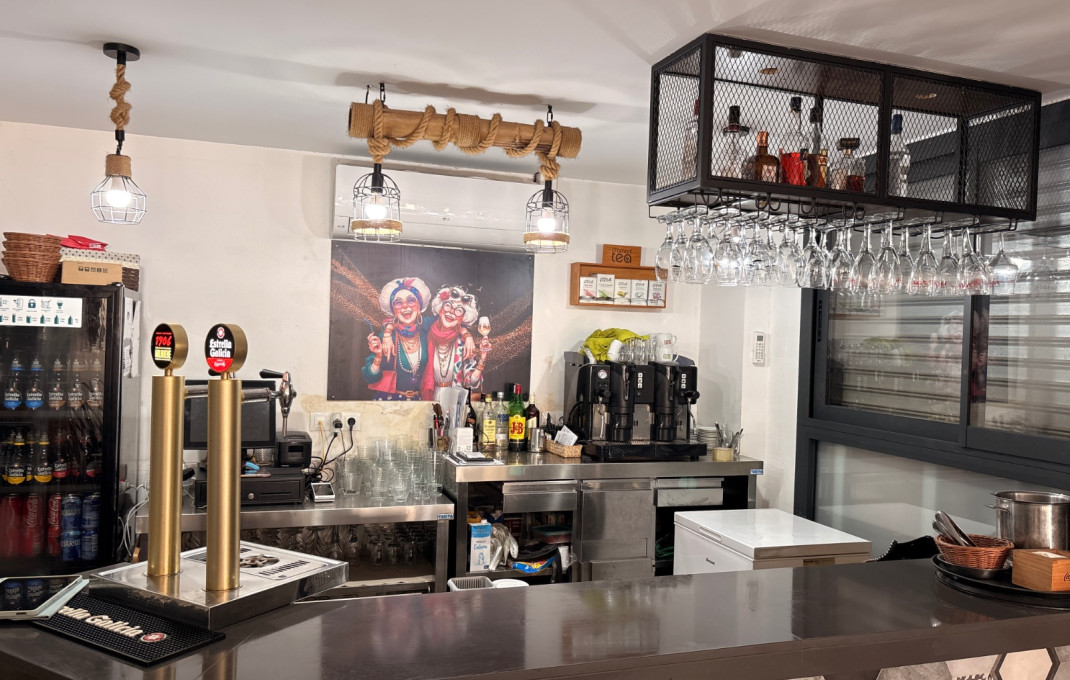 Transfert - Bar Restaurante -
Sant Joan Despí - Centro