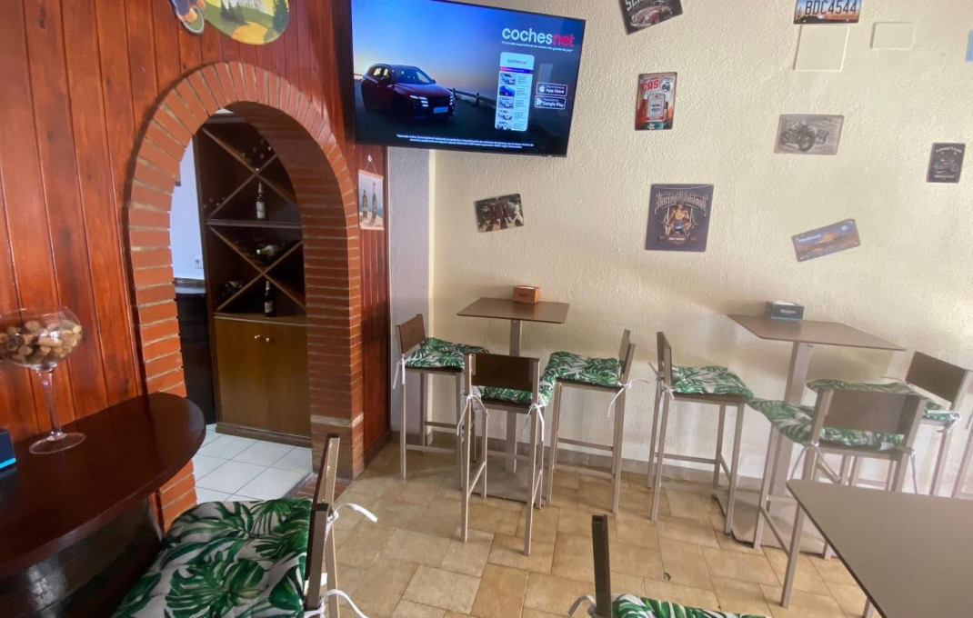 Venta - Bar-Cafeteria -
Lloret de Mar