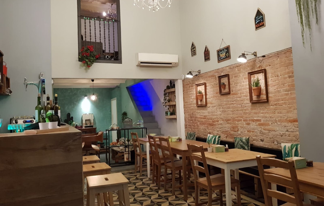 Traspaso - Bar Restaurante -
Barcelona - Poble Sec-montjuïc