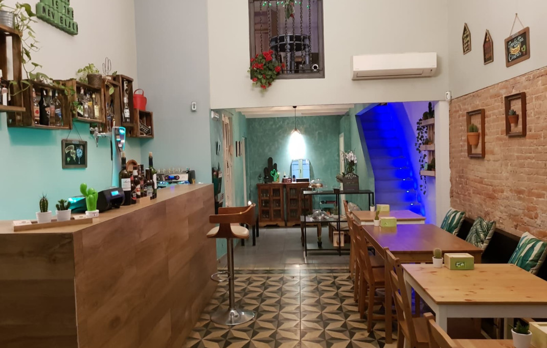 Traspaso - Bar Restaurante -
Barcelona - Poble Sec-montjuïc