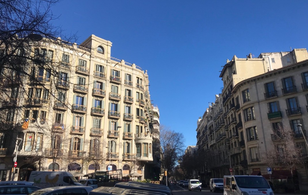 Traspaso - Peluquerias y Estetica -
Barcelona - Eixample