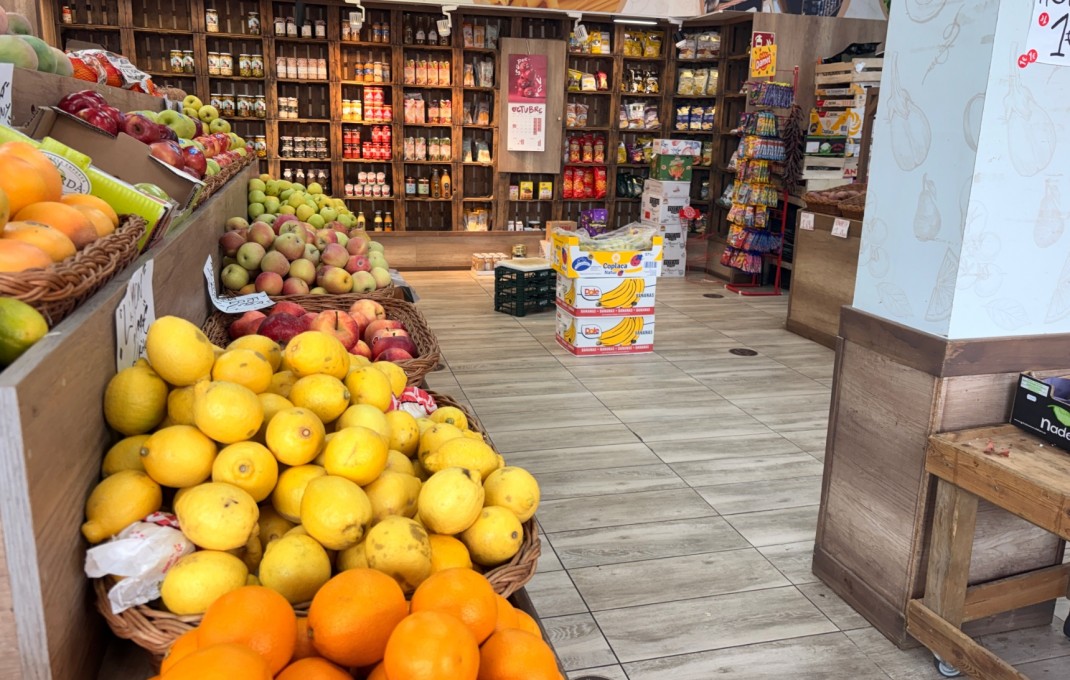 Traspaso - Tienda Alimentacion  -
Castellbisbal