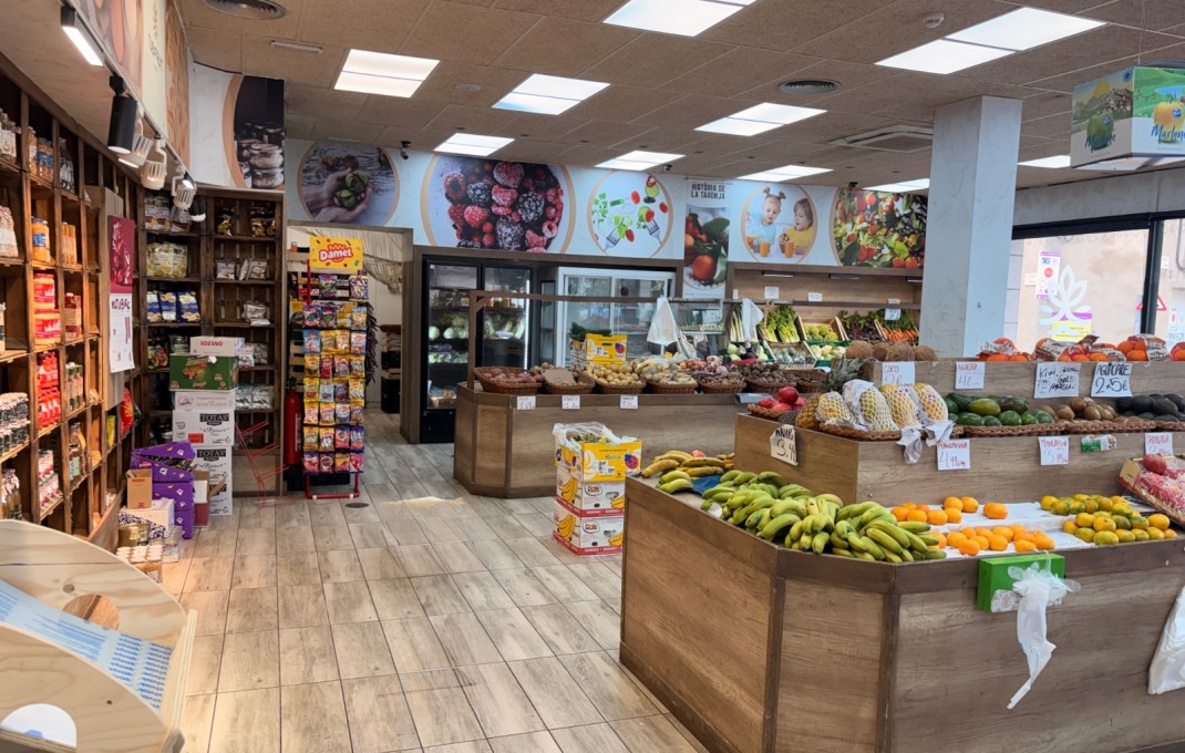 Traspaso - Tienda Alimentacion  -
Castellbisbal