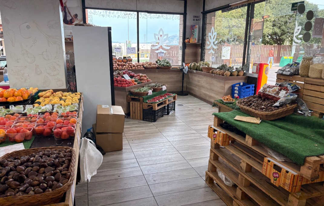 Traspaso - Tienda Alimentacion  -
Castellbisbal