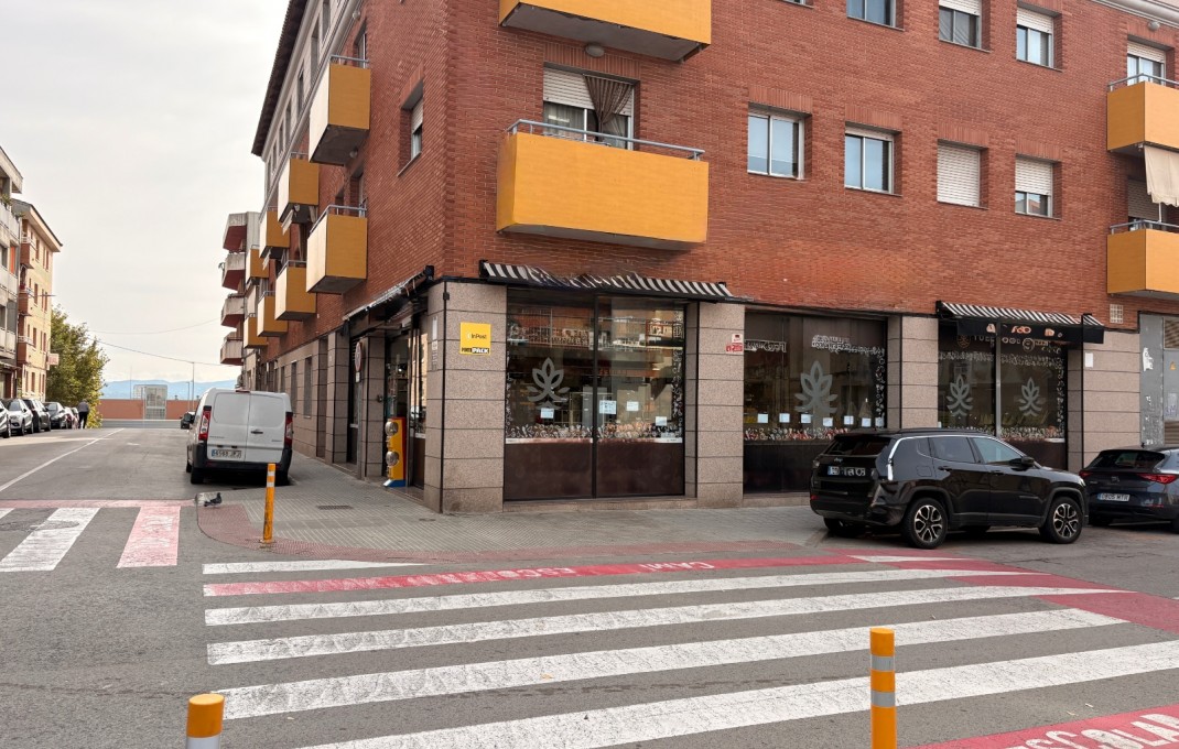 Traspaso - Tienda Alimentacion  -
Castellbisbal