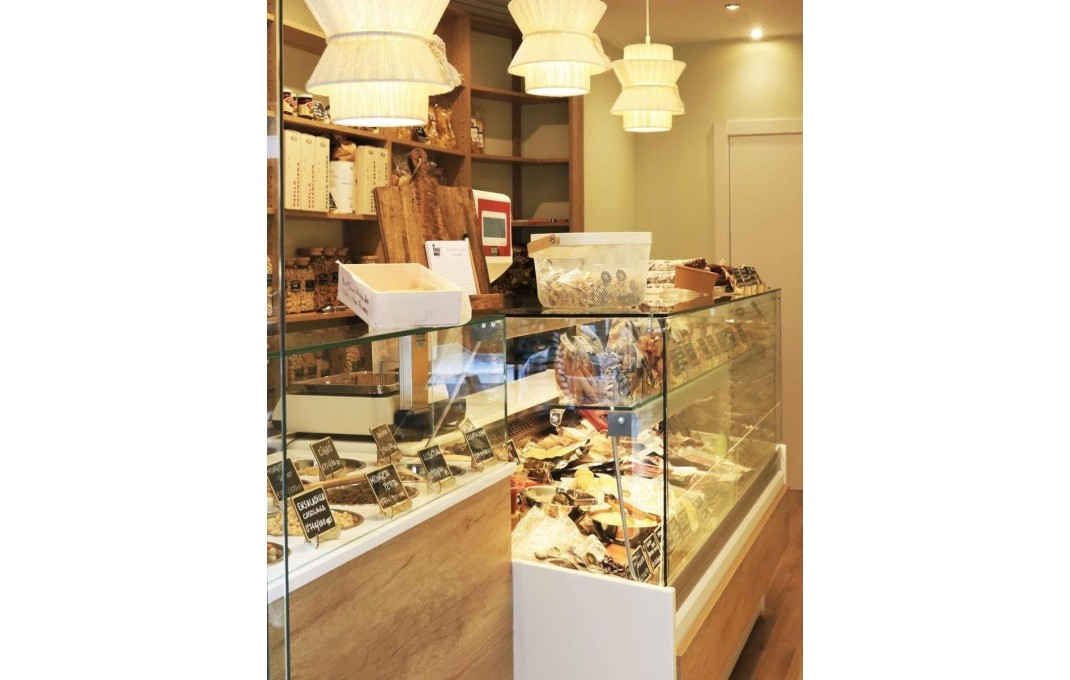 Traspaso - Tienda Alimentacion  -
Castelldefels