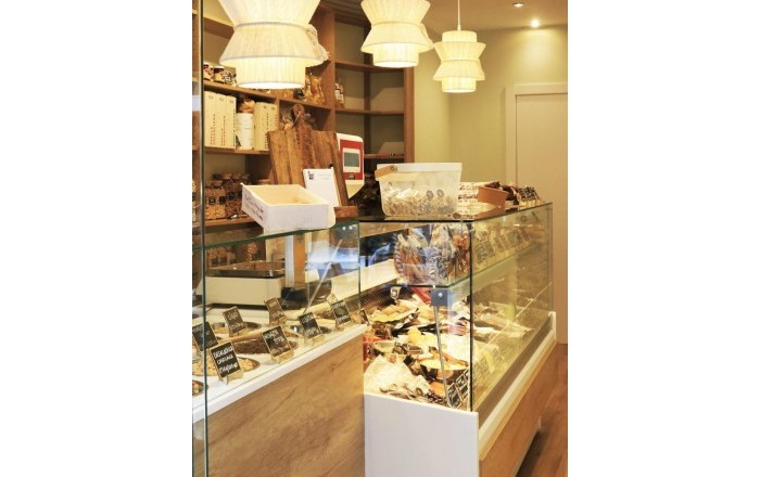 Traspaso - Tienda Alimentacion  -
Castelldefels