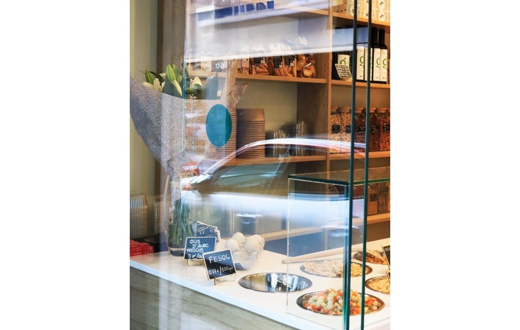 Traspaso - Tienda Alimentacion  -
Castelldefels