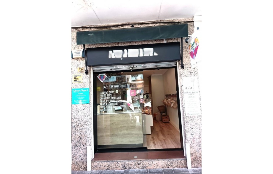 Traspaso - Tienda Alimentacion  -
Castelldefels
