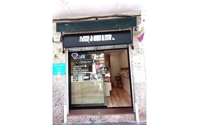 Traspaso - Tienda Alimentacion  -
Castelldefels
