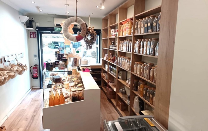 Traspaso - Tienda Alimentacion  -
Castelldefels