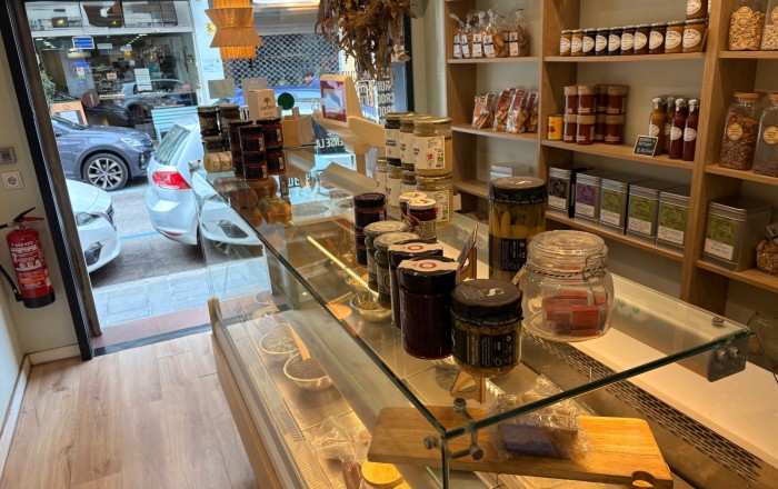 Traspaso - Tienda Alimentacion  -
Castelldefels