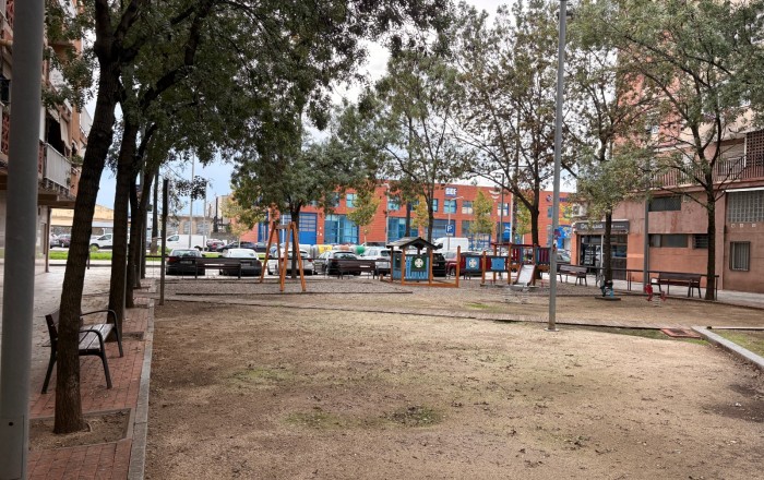 Venta - Local comercial -
Sant Boi de Llobregat