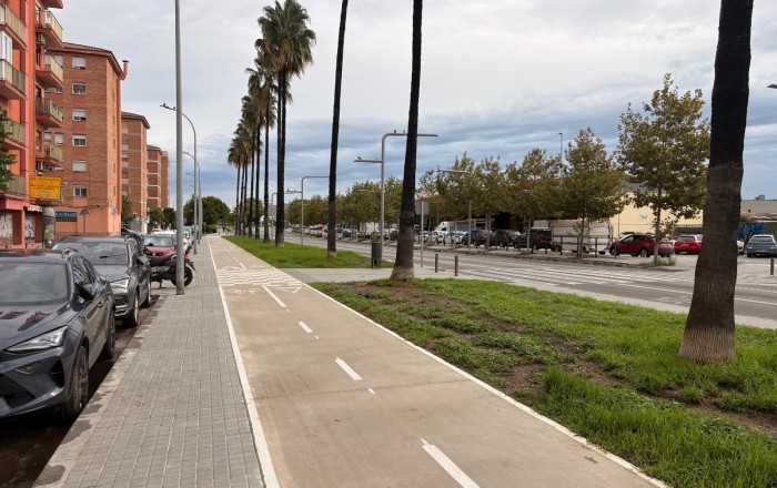 Venta - Local comercial -
Sant Boi de Llobregat