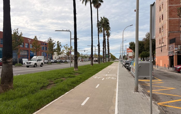 Venta - Local comercial -
Sant Boi de Llobregat