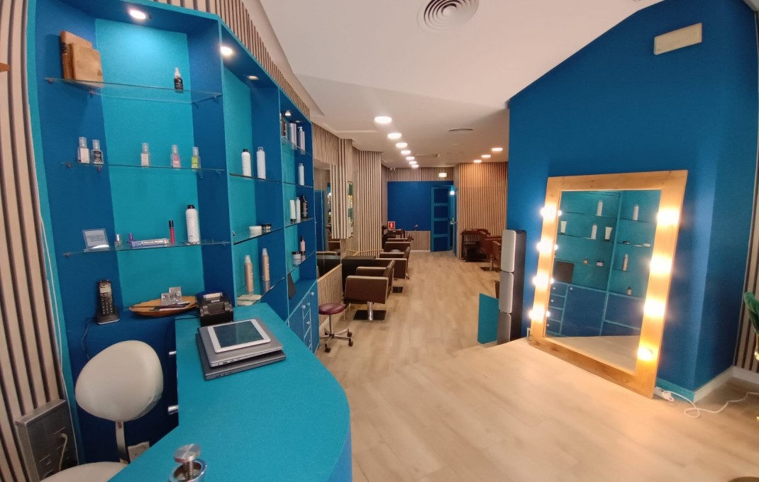 Transfert - Peluquerias y Estetica -
Barcelona - Eixample