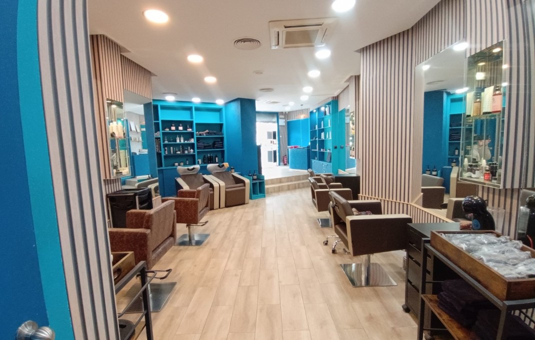 Transfert - Peluquerias y Estetica -
Barcelona - Eixample