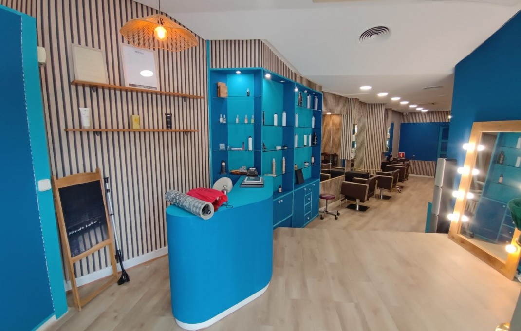 Transfert - Peluquerias y Estetica -
Barcelona - Eixample