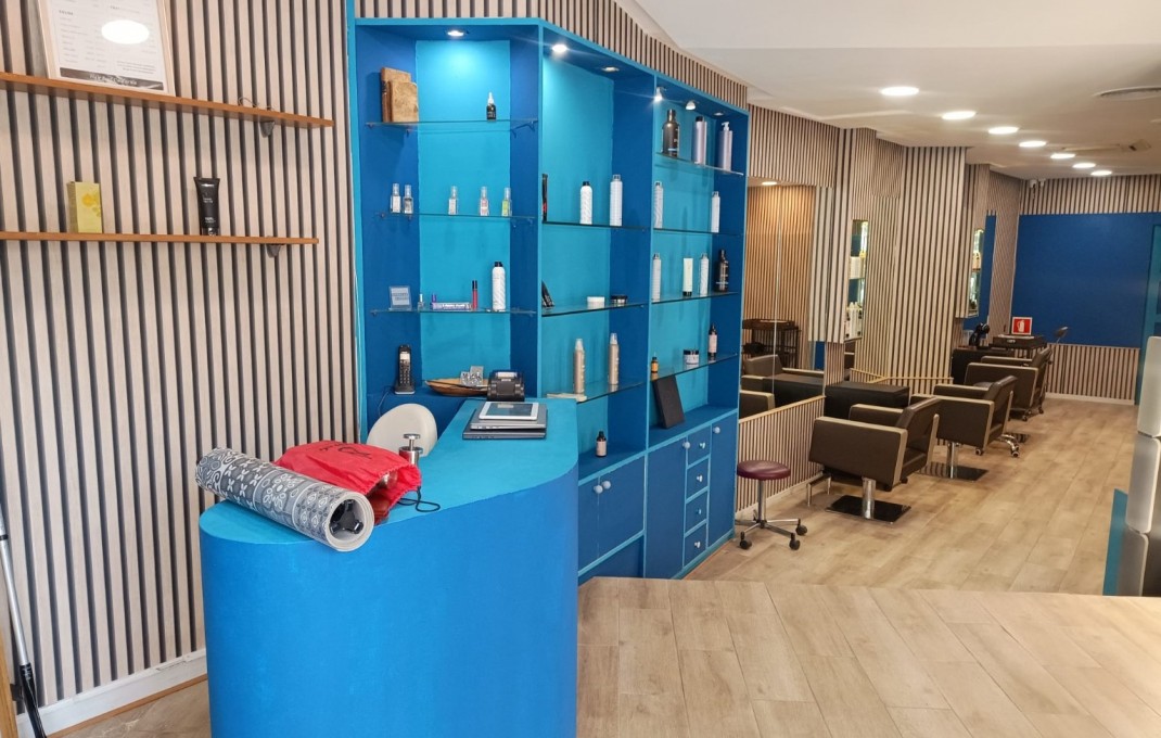 Transfert - Peluquerias y Estetica -
Barcelona - Eixample
