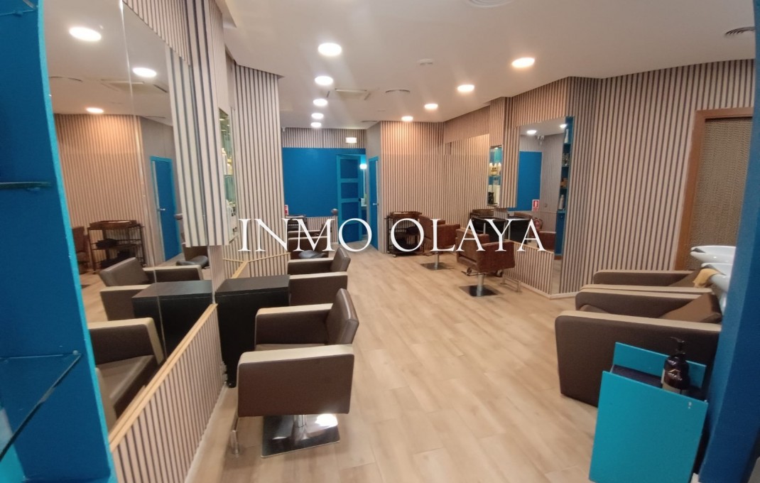 Transfert - Peluquerias y Estetica -
Barcelona - Eixample