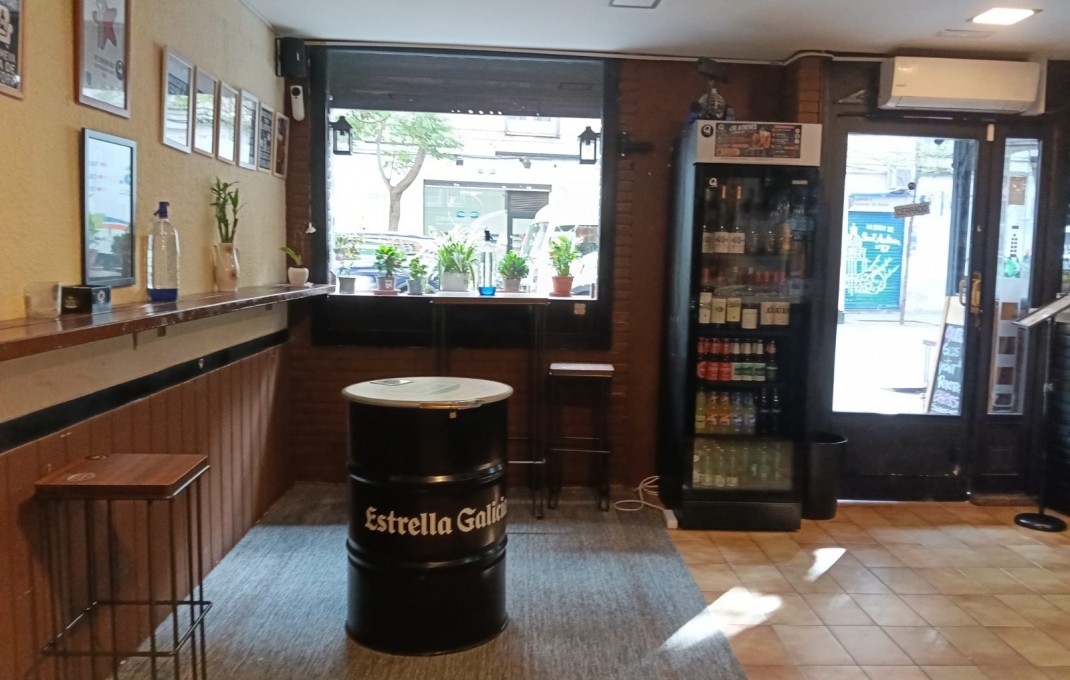 Transfert - Bar Restaurante -
Barcelona - Sant Andreu