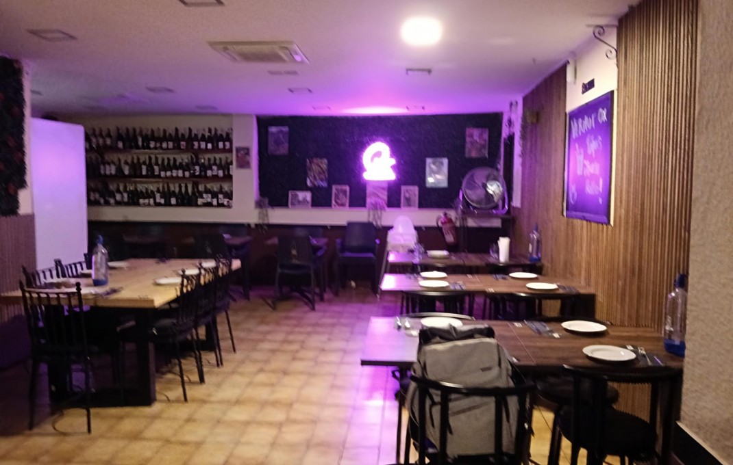 Transfert - Bar Restaurante -
Barcelona - Sant Andreu