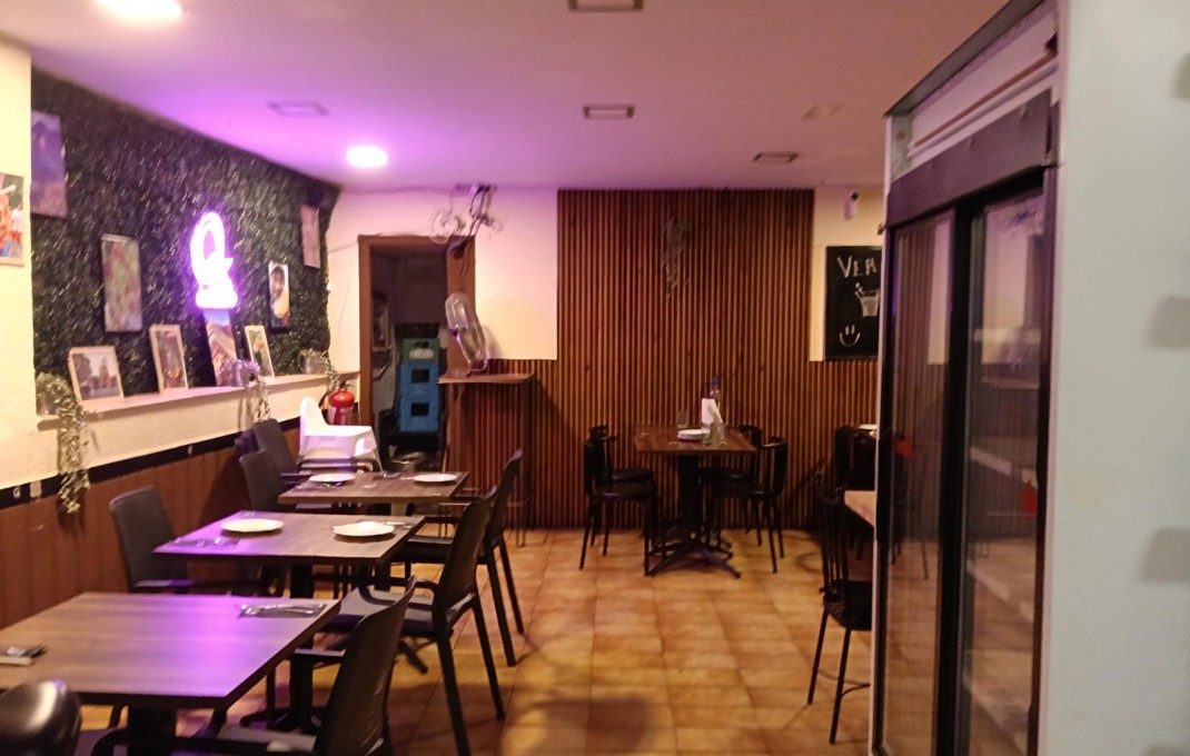 Transfert - Bar Restaurante -
Barcelona - Sant Andreu
