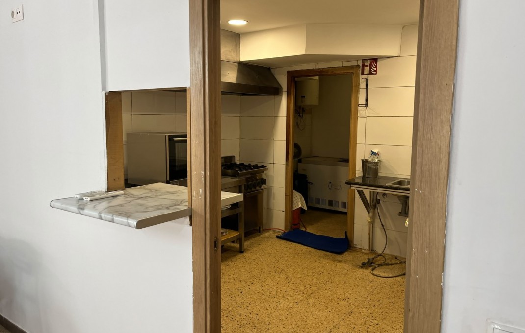 Traspaso - Bar Restaurante -
L'Hospitalet de Llobregat - La Torrasa
