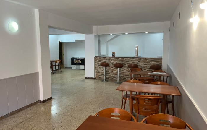 Traspaso - Bar Restaurante -
L'Hospitalet de Llobregat - La Torrasa