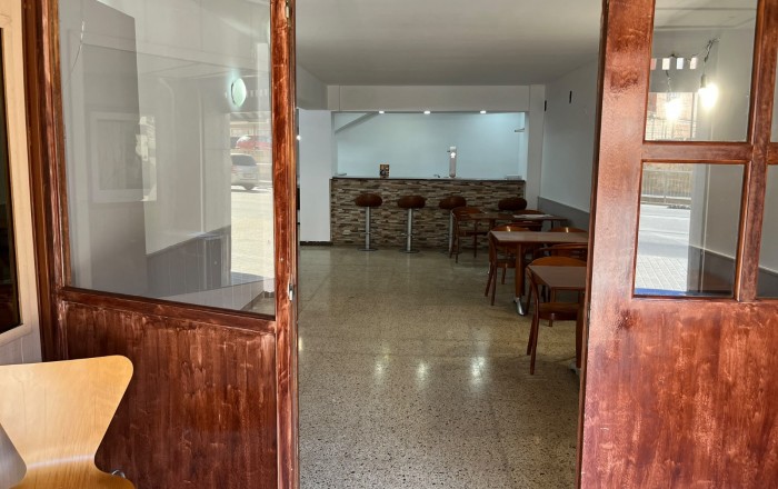 Traspaso - Bar Restaurante -
L'Hospitalet de Llobregat - La Torrasa