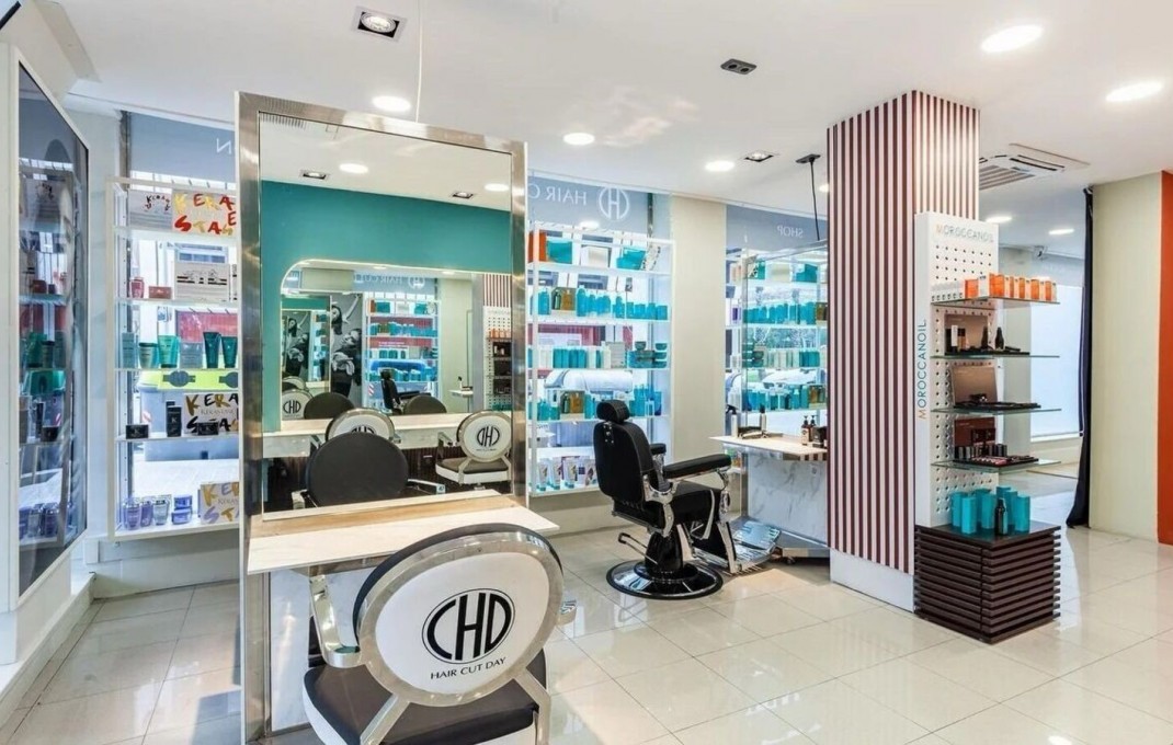 Traspaso - Peluquerias y Estetica -
Barcelona - Les corts