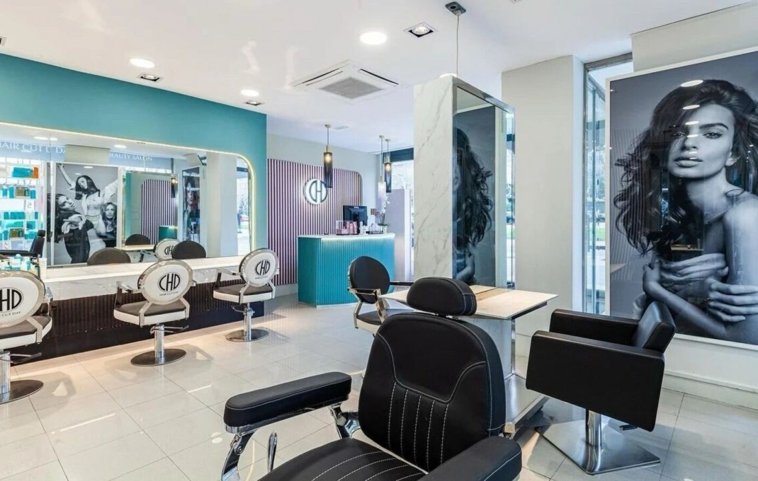 Traspaso - Peluquerias y Estetica -
Barcelona - Les corts