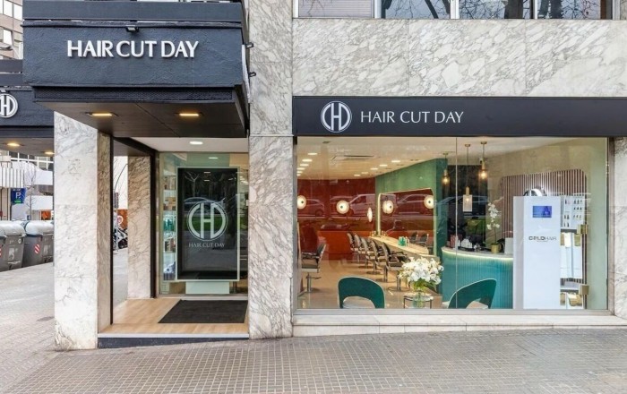 Traspaso - Peluquerias y Estetica -
Barcelona - Les corts