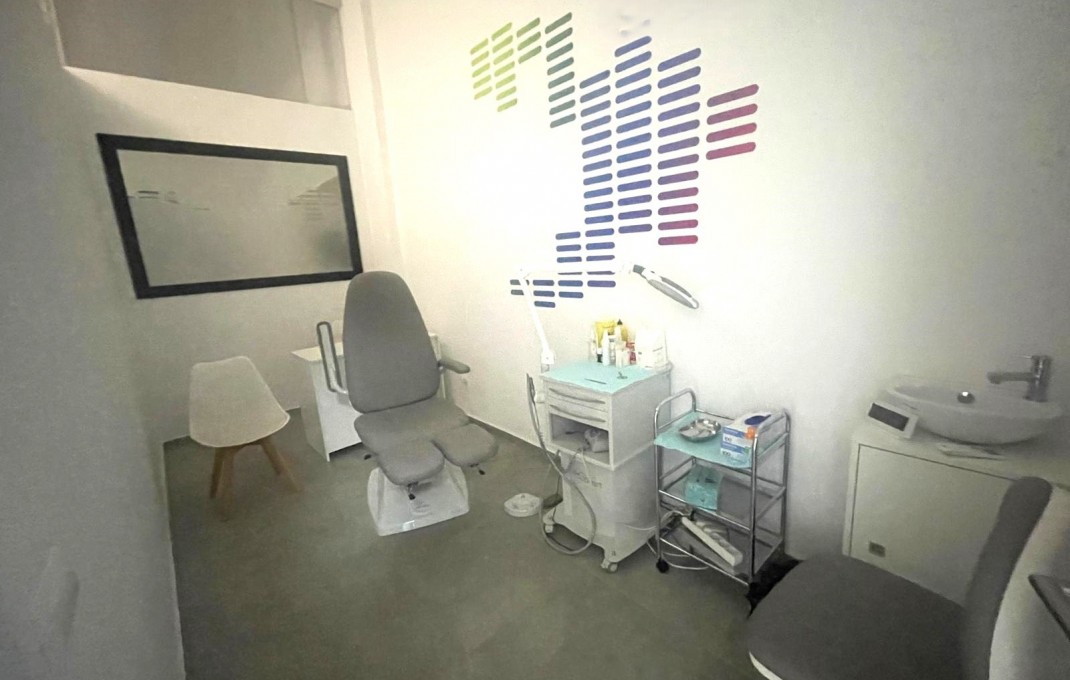 Venta en rentabilidad - Local comercial -
Barcelona - Sant Martí