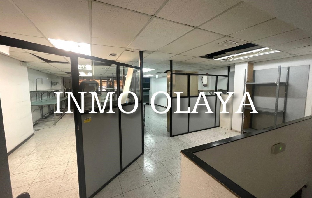 Venta - Local comercial -
Barcelona - Sant Martí
