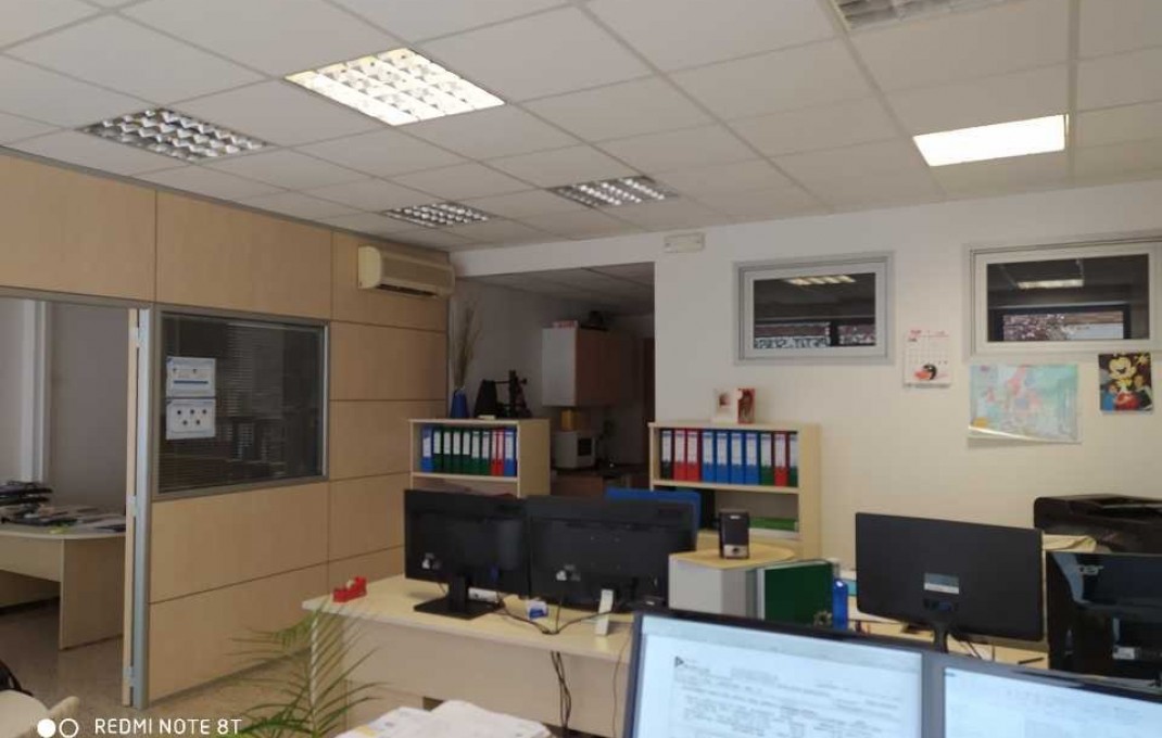 Venta - Local comercial -
Barcelona - Sants