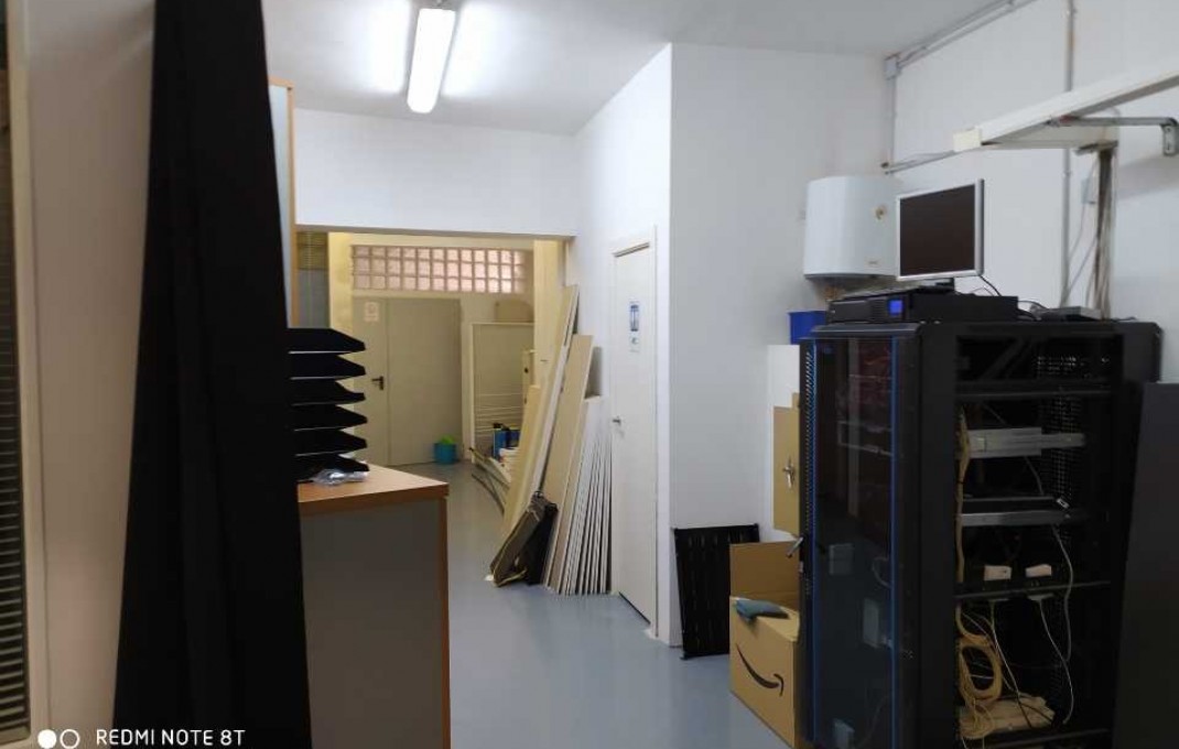 Venta - Local comercial -
Barcelona - Sants