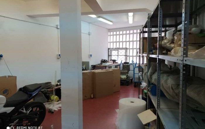 Venta - Local comercial -
Barcelona - Sants